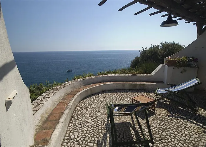 Bed & Breakfast Isola Di Eea