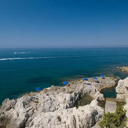 Isola Di Eea Couette-café San Felice Circeo
